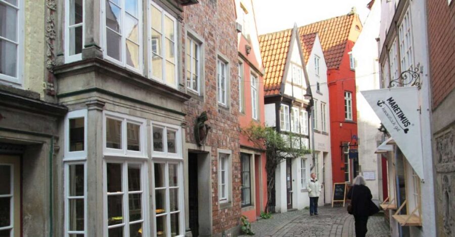 Bremen: Walking Tour of Historic Schnoor District - Tour Overview and Details