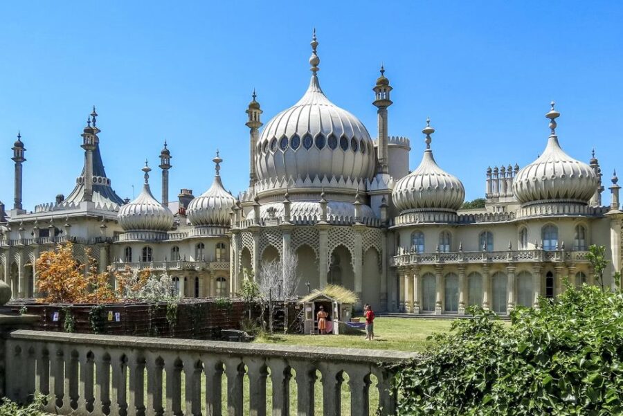 Brighton: Fun Puzzle Treasure Hunt to a Pub! - Overview of the Brighton Treasure Hunt