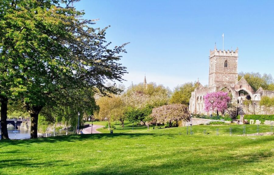 Bristol: Self-Guided Sightseeing Audio Tour - Overview of the Tour