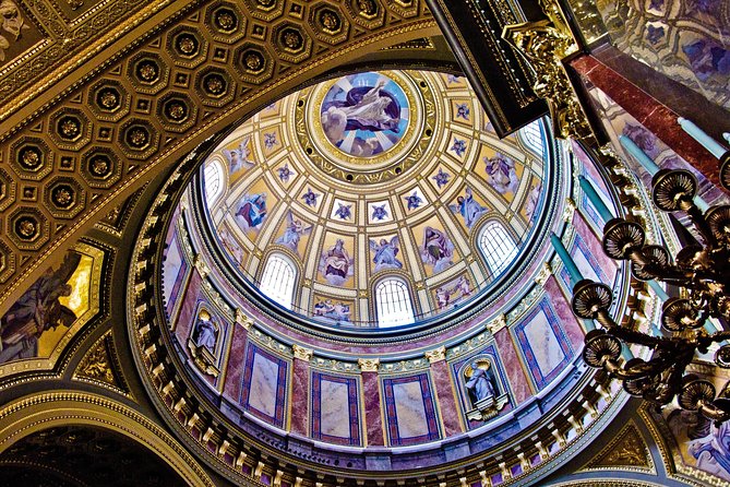 Budapest Private 4 Hour City Tour Experience With a Car / Van