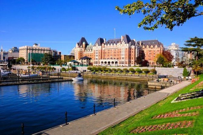 Butchart Gardens and City Tour