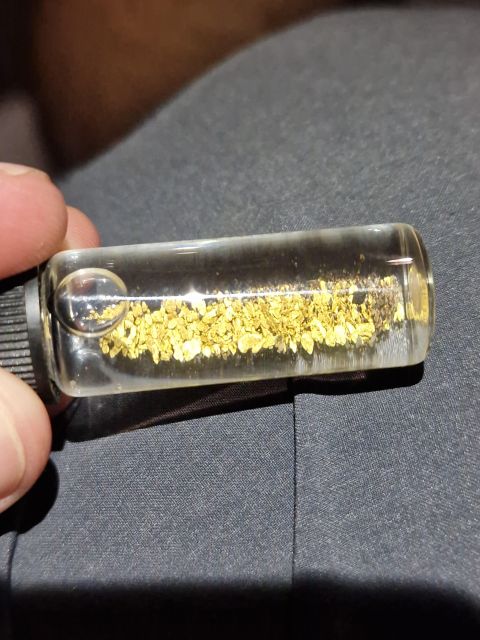 Cáceres: Gold Searching and Panning With an Expert Guide