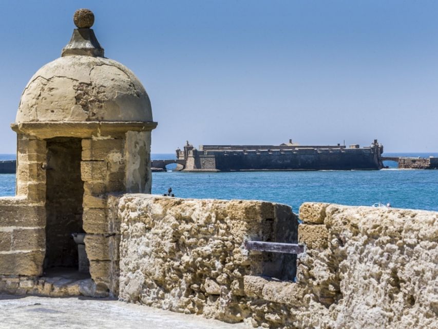 Cadiz: Guided City Tour