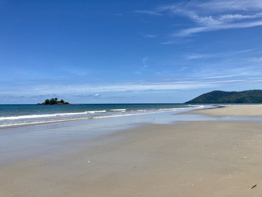 Cairns Airport: Transfers To/From Port Douglas