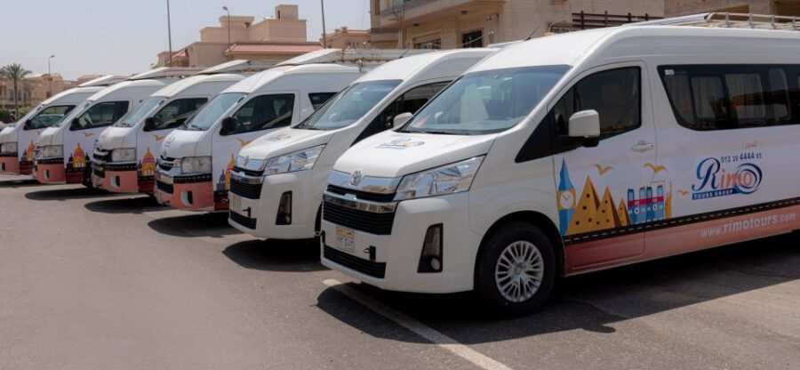 Cairo Airport: Departure/Arrival Private Transfer in Cairo