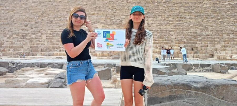 Cairo: Giza Pyramids, Sphinx and National Museum With Lunch