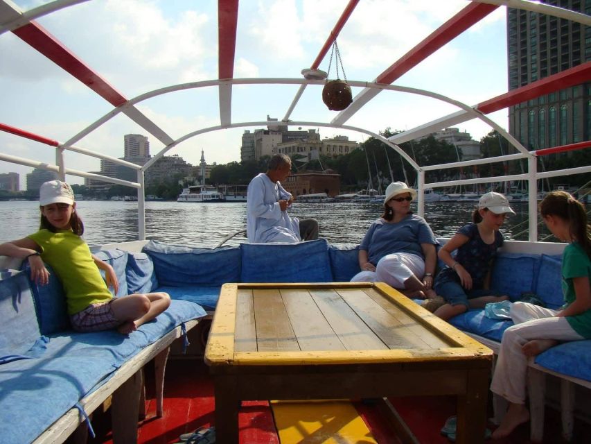 Cairo: Nile Dinner Cruise With Belly Dancer Show With Pickup
