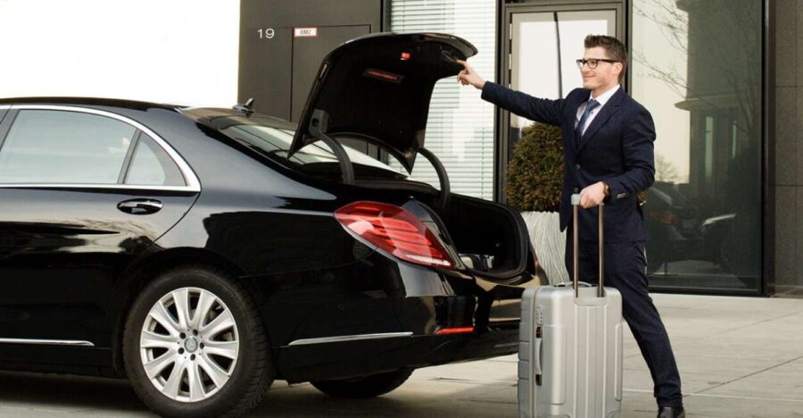 Cairo: Private One-Way or Return Airport Transfer Service