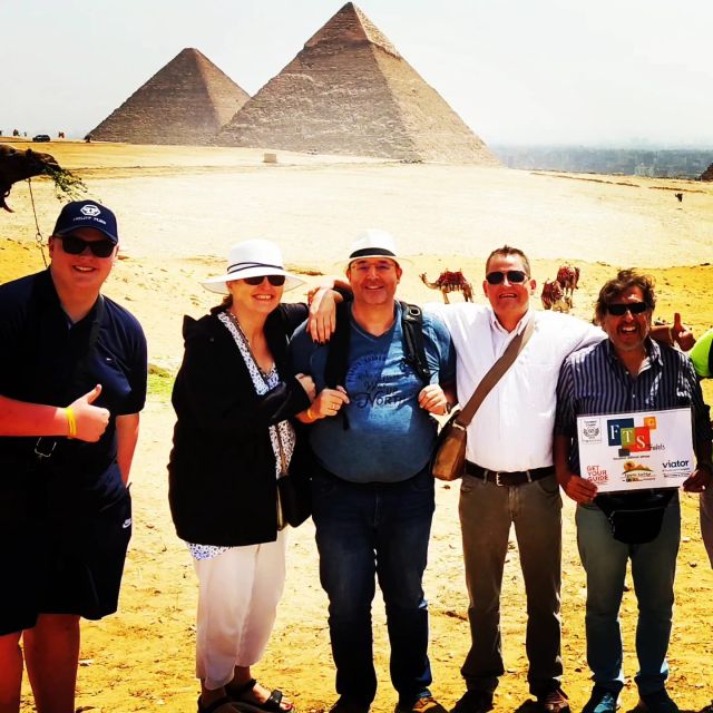 Cairo: Private Tour (Pyramids, Egyptian Museum, Bazaar)