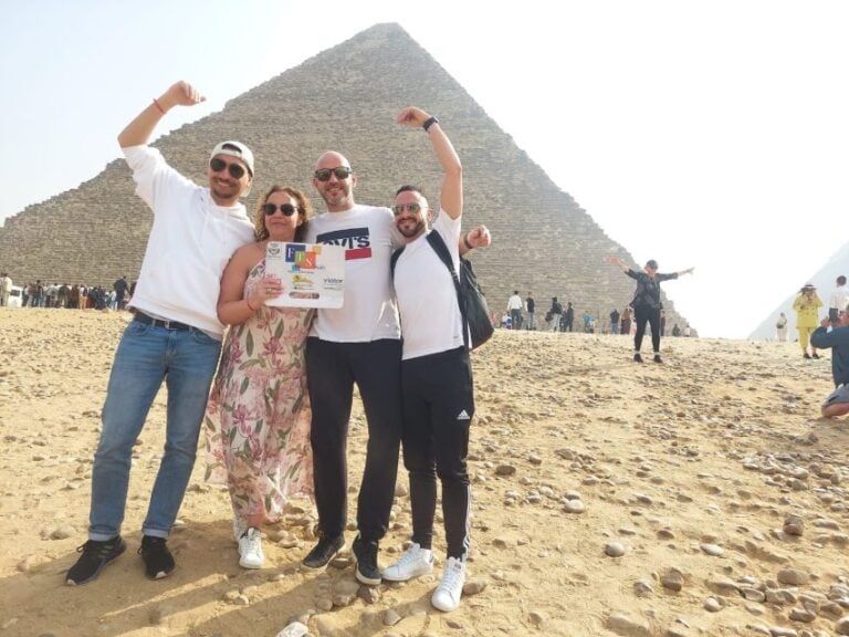 Cairo: Pyramids of Giza Plateau Entrance Ticket