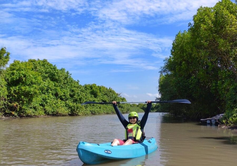 Canoeing Experience in Yogyakarta With Hotel Transfer