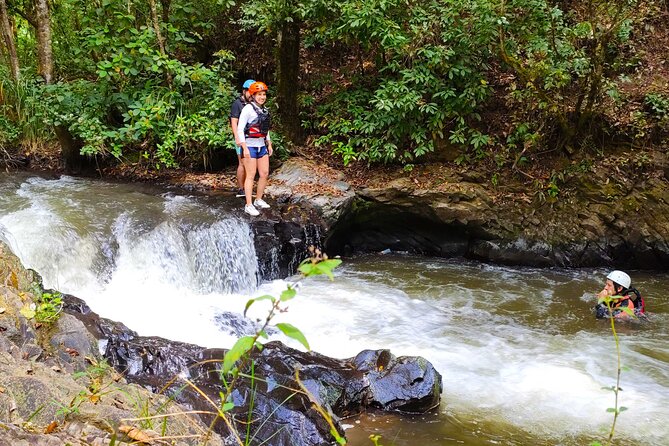 Canyoning in Río Del Molino in Valle De Bravo