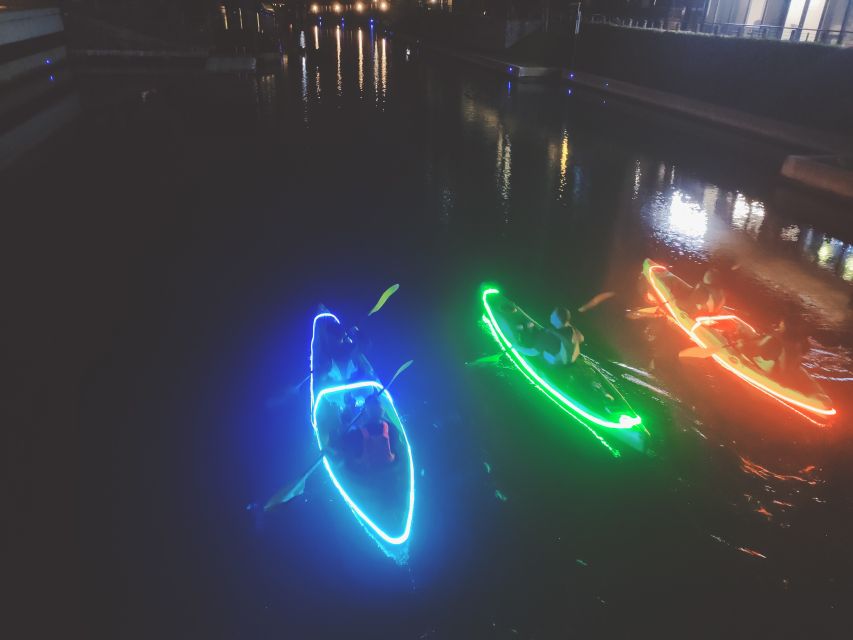 Cape Town: Day or Night Guided Kayak Tour in Battery Park