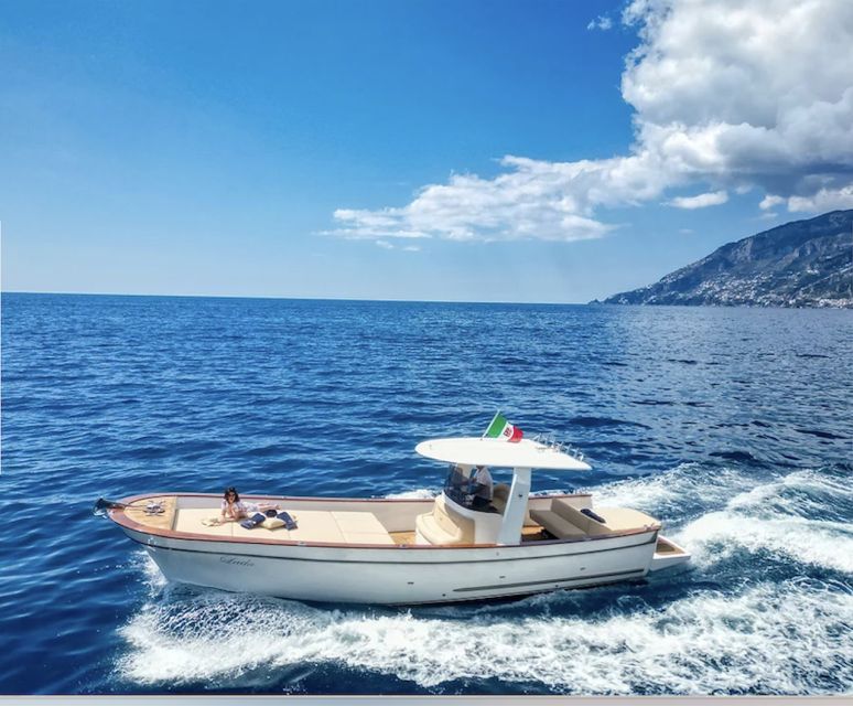 Capri Private Tour by Gozzo Sorrentino