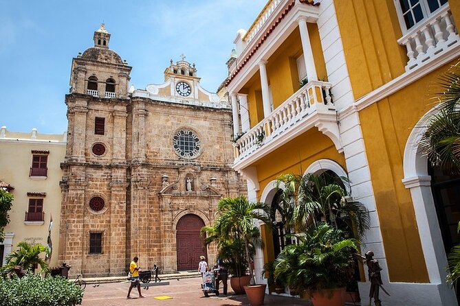 Cartagena City Tour, San Felipe Castle, Popa, Coffee Stop - Duration and Group Size