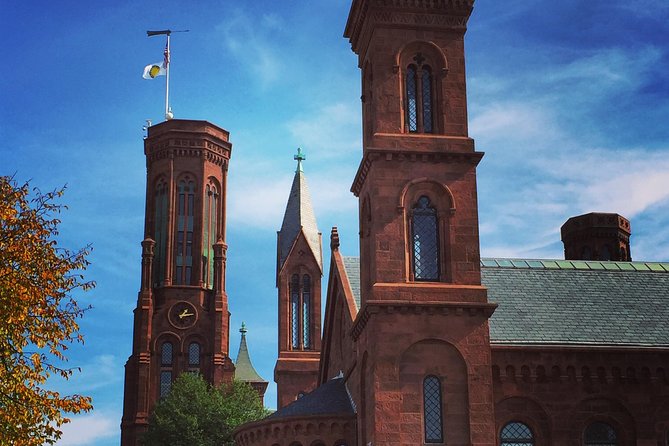 Castle to Capitol: Museums of the National Mall Architecture Tour - Meeting and Ending Points