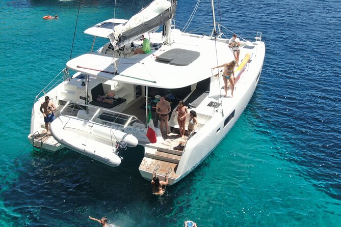Catamaran in Alghero, Daily Boat Trip