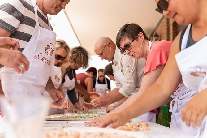 Cesarine: Pasta & Tiramisu Class at a Locals Home in Venice