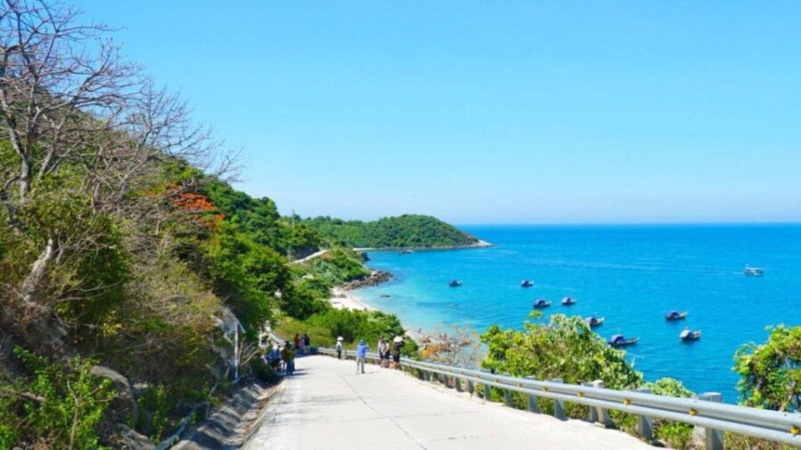 CHAM ISLAND - SIGHTSEEING AND SNORKELING TOUR - Tour Overview