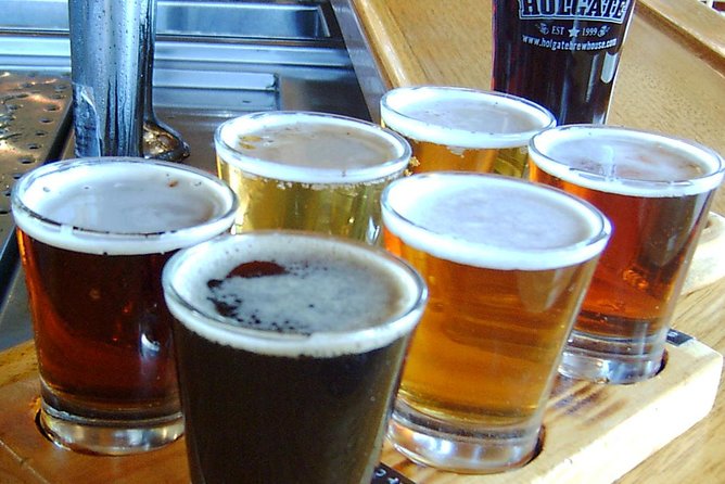 Champion Racehorse Tour With Beer and Wine Tasting - Tour Overview