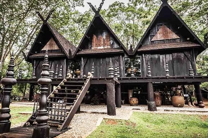 Chiang Rai White and Black and Blue Temple