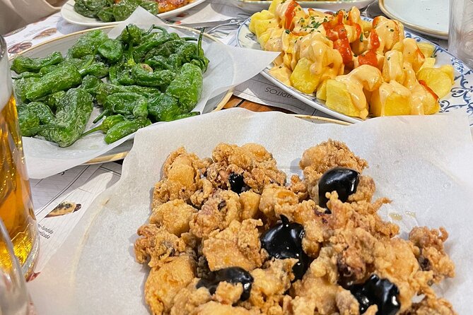 Christmas Tapas and Wine Tour in Valencia