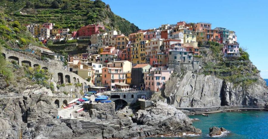 Cinque Terre: Private Walking Tour Through Villages - Tour Overview