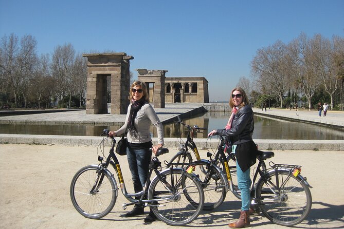 City Bike Rental With Phone Holder and Self Guided Tour