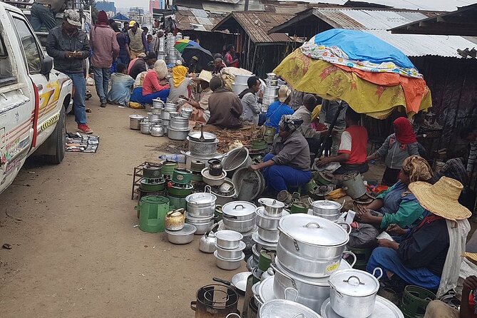City Tour, Food Tour, Shopping in Shiro Meda Market