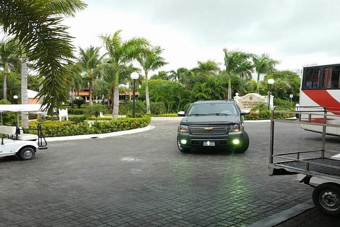 City Tours Santo Domingo / Saona Island Excursion / Round Mountain / Altos De Chavón - Tour Overview and Experience