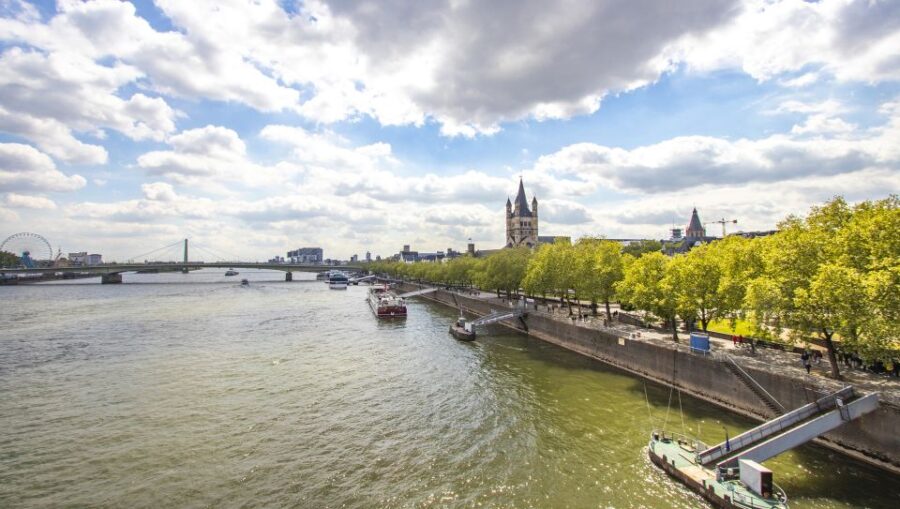 Cologne: Capture the Most Photogenic Spots With a Local