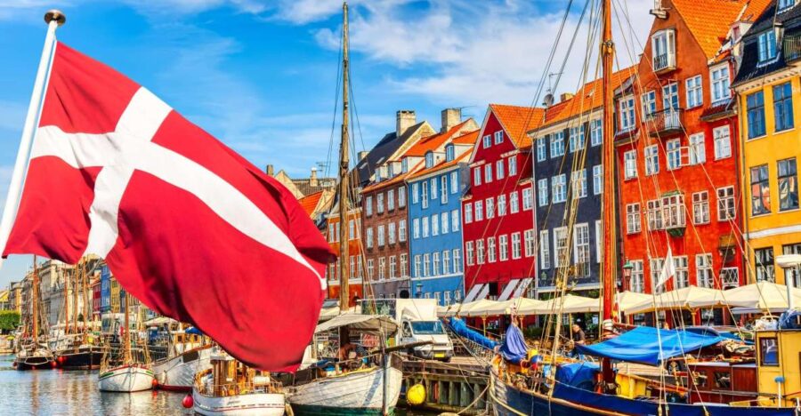 Copenhagen City, Old Town, Nyhavn, Architecture Walking Tour