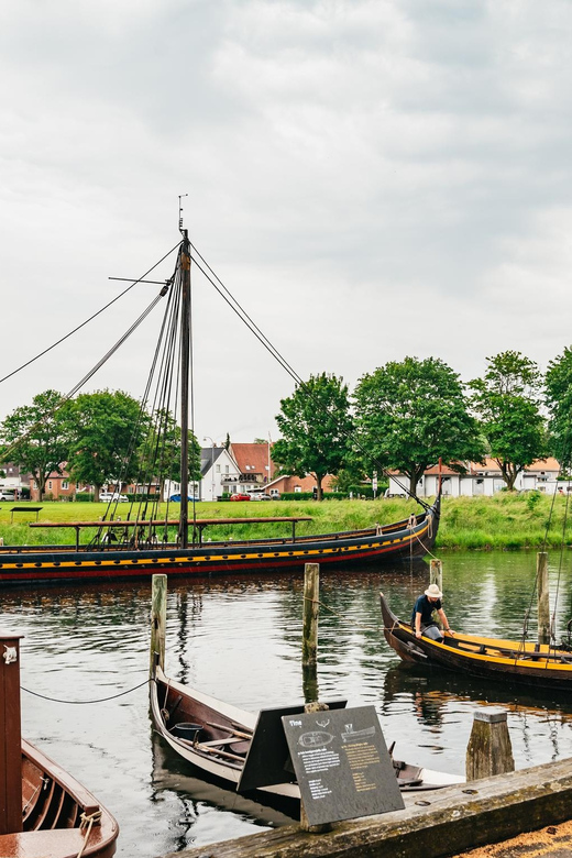 Copenhagen: Kronborg, Frederiksborg Castle and Roskilde Tour