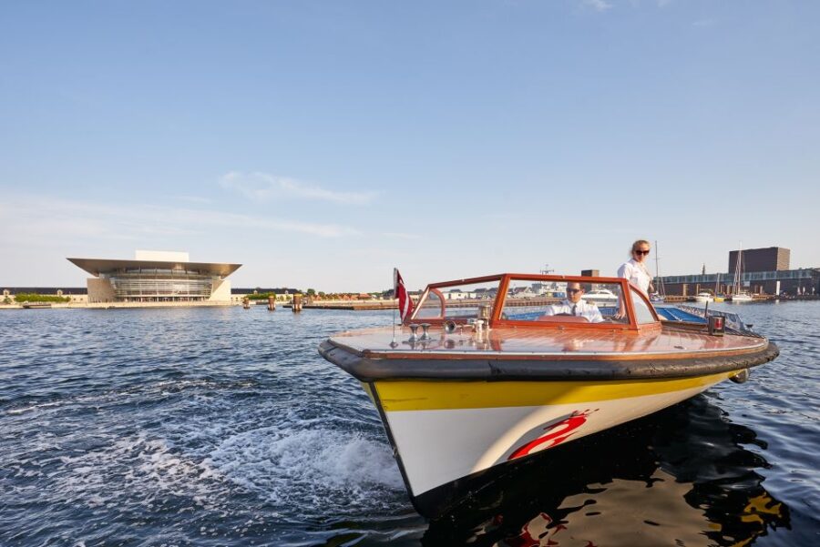 Copenhagen: Private 3-Hour Famous Landmarks Photography Tour