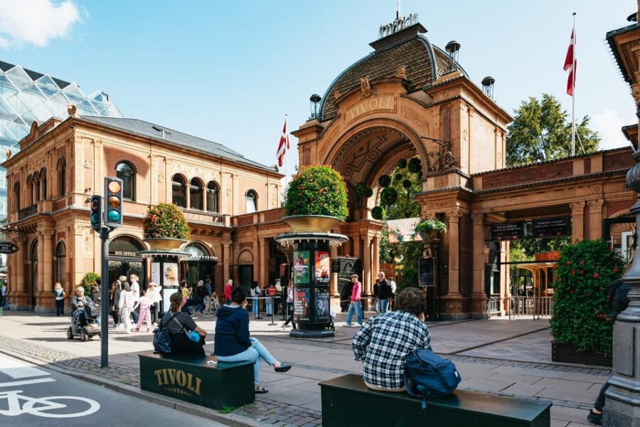 Copenhagen: Tivoli Gardens Unlimited Rides Pass