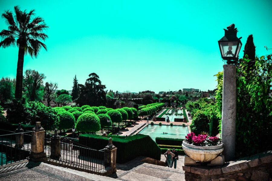 Cordoba: 2.5-Hour Guided Jewish Quarter and Alcazar Tour