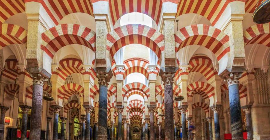 Córdoba: Jewish Quarter & Mosque-Cathedral Walking Tour