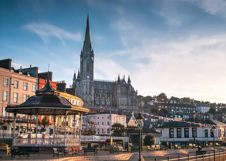 Corks Flavorful Footsteps: A Walking Food Adventure
