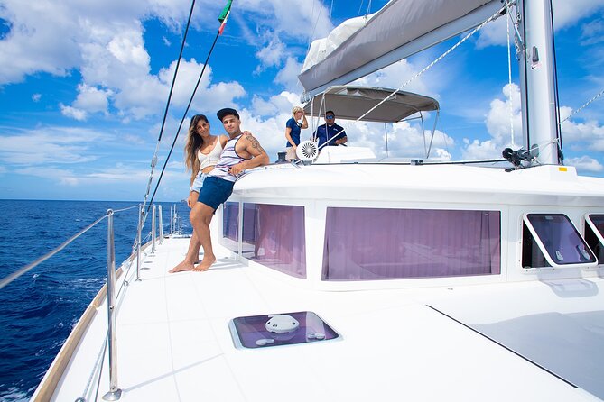 Cozumel Luxury Sailing & Snorkeling With Lunch and Open Bar Onboard