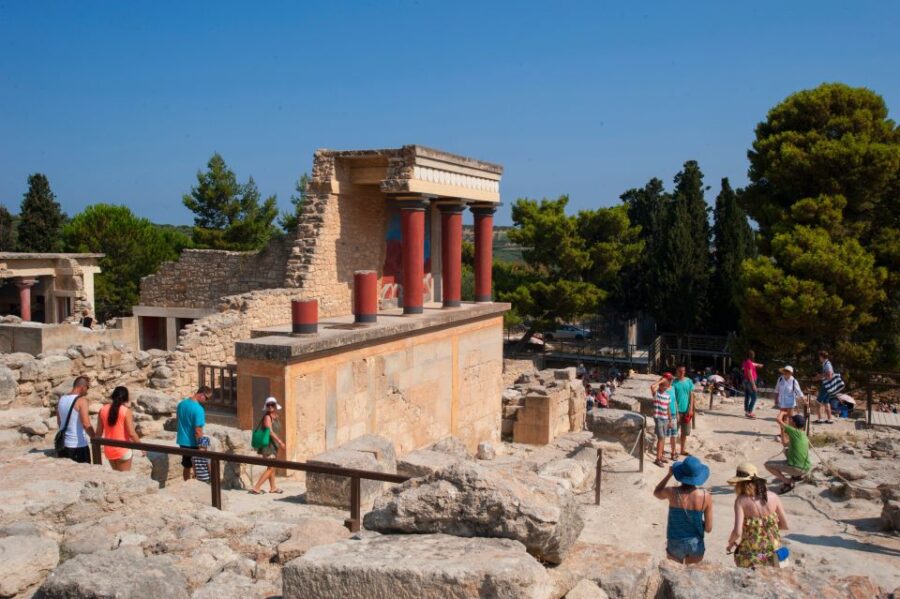 Crete: Knossos Palace and Museum Skip the Line Guided Tour