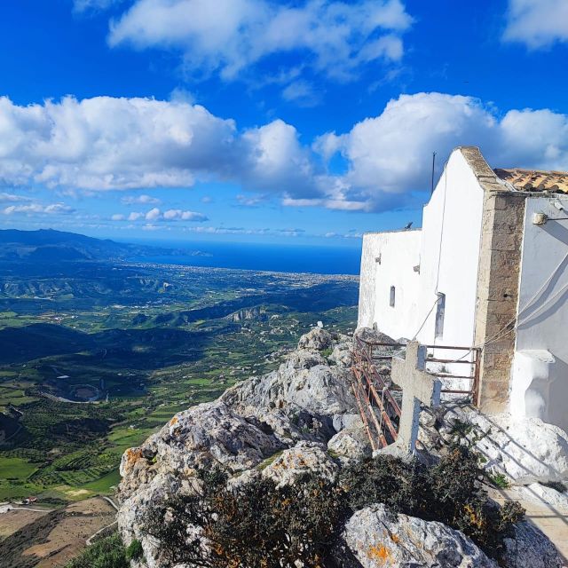 Crete Olive Oil Tasting, Wine, Raki, and Cretan Food!