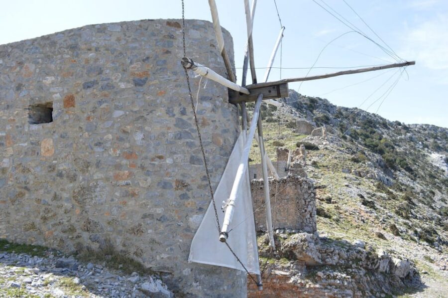 Crete, Visit Cave of Zeus, Taste 0live Oil and Cretan Food