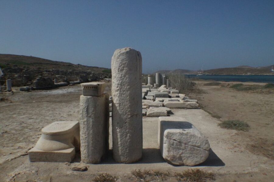 Cruise to Rhenia Island With Stop at Ancient Delos