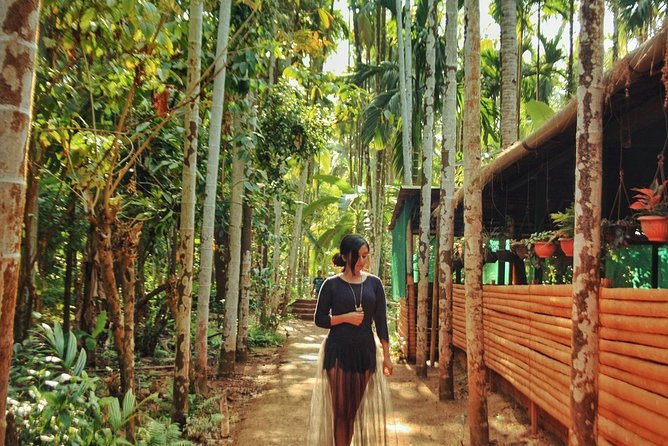 CULTURAL & HISTORIC DAY TOUR ATTRACTIONS – Churches, Temples & Spice Plantation