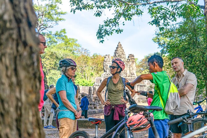 Cycle the Angkor Backroads - Inclusive Lunch at Local House
