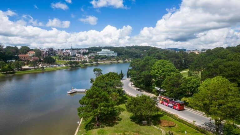 Da Lat: City Sightseeing Hop-On Hop-Off Bus Tour