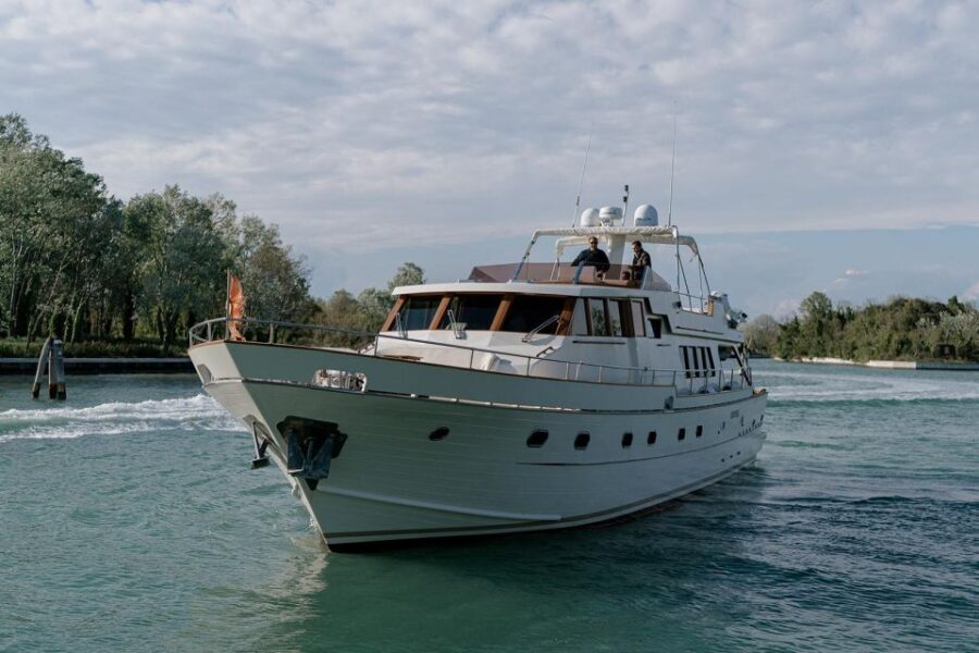 Daily Luxury Experience in the Venetian Lagoon - Explore the Venetian Lagoon