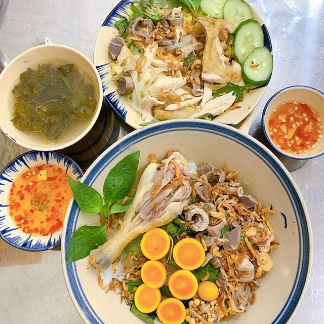Dalat: 3.5 Hours Food Tasting Experience By Motorbike