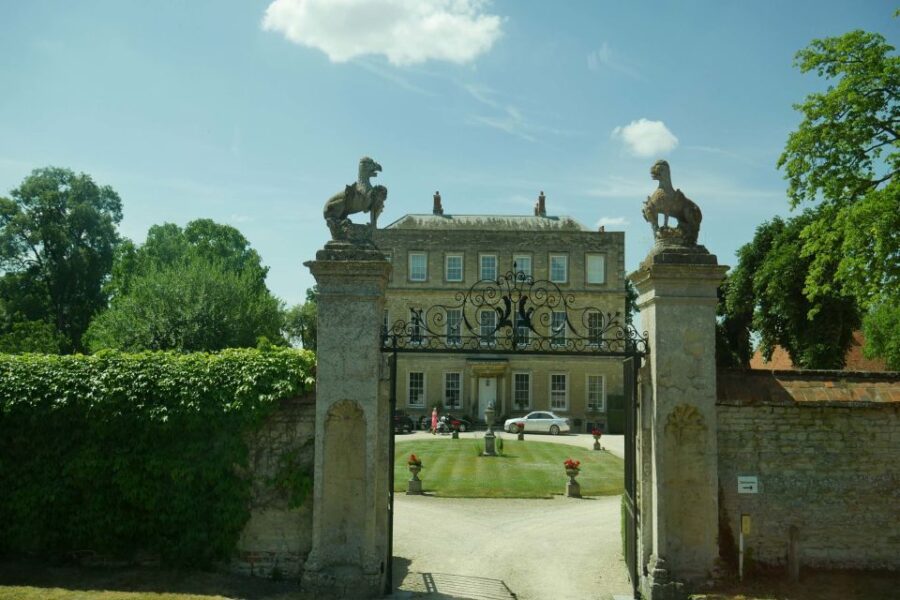 Day-Tour of the Midsomer Murders Locations - Exploring Midsomer Murders Locations