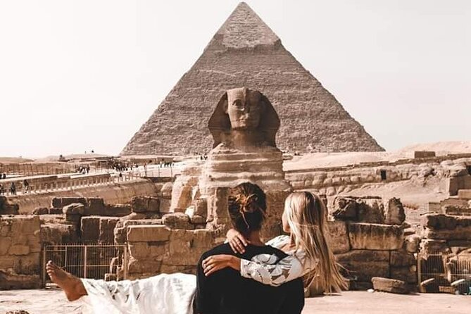 Daytour to Giza Great Pyramids, Sphinx , Egyptian Museum , Bazaar